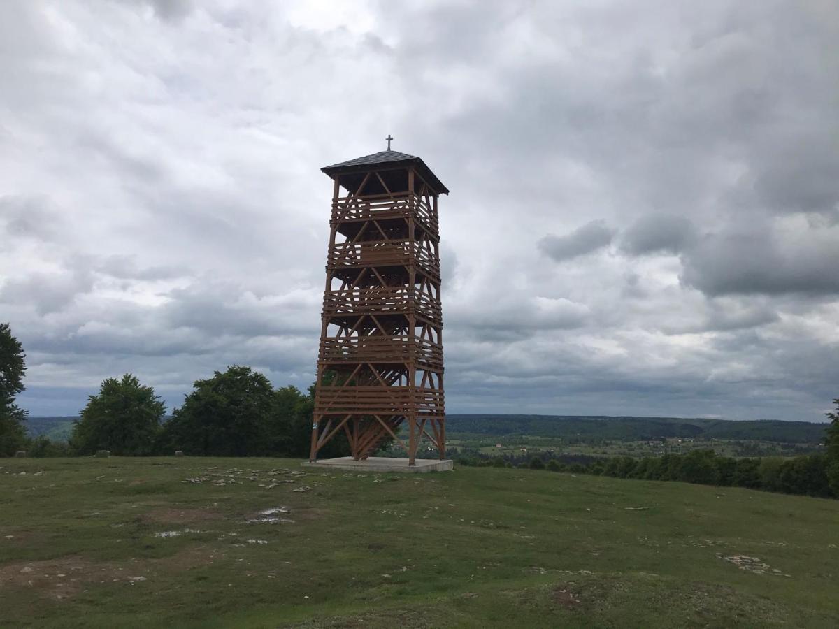 Central Chalet Varsag Zewnętrze zdjęcie