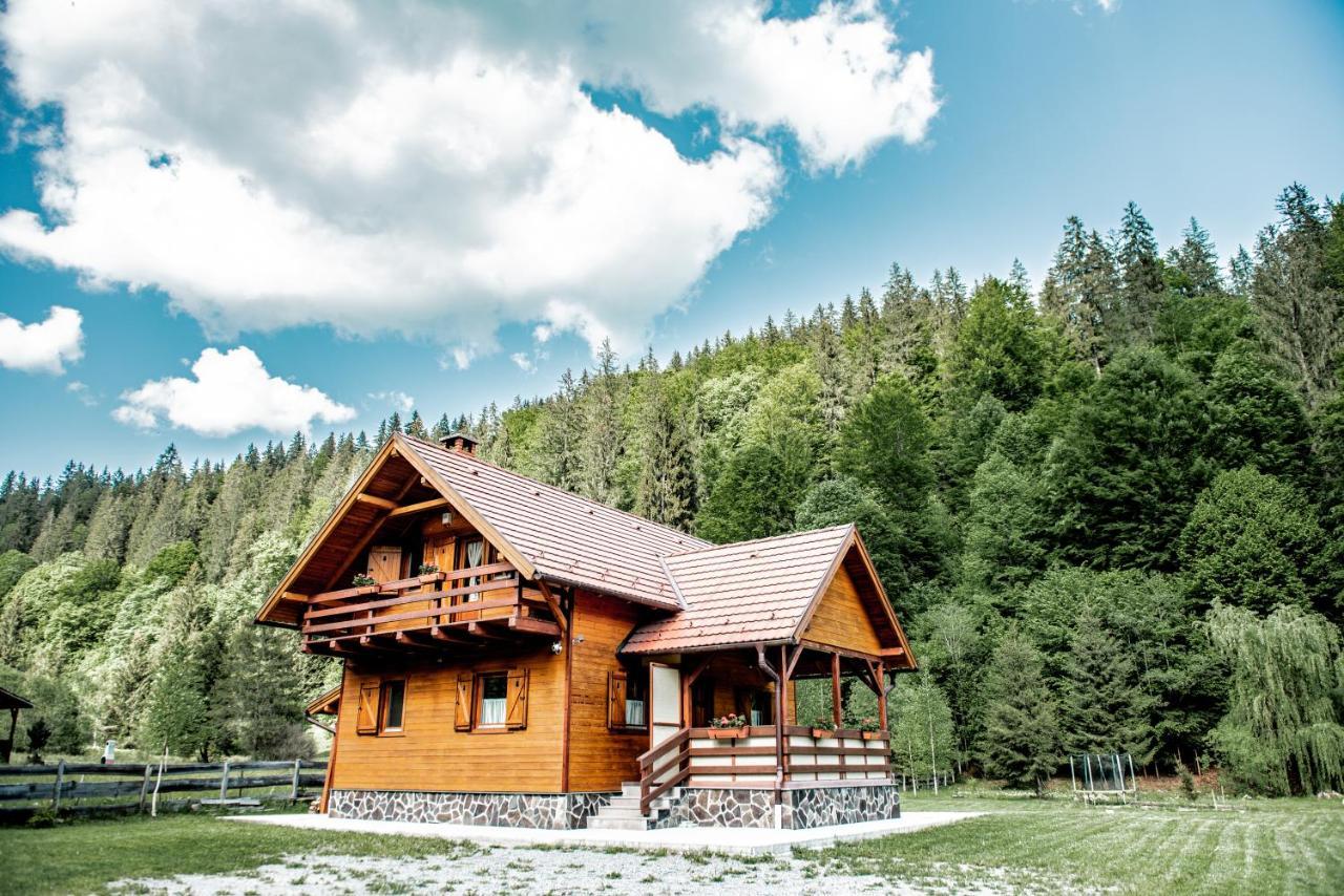 Central Chalet Varsag Zewnętrze zdjęcie